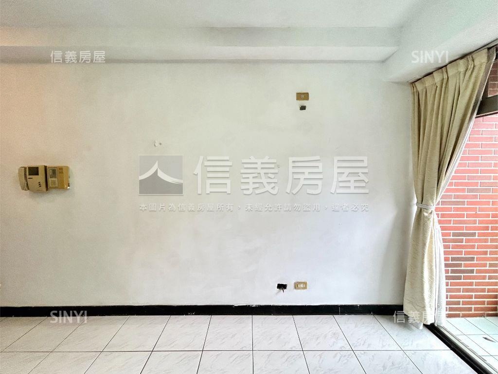 捷運萬大線第一期套房房屋室內格局與周邊環境