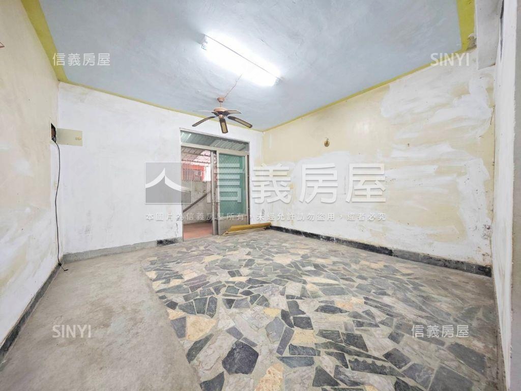 復興學區低總價活巷透天房屋室內格局與周邊環境