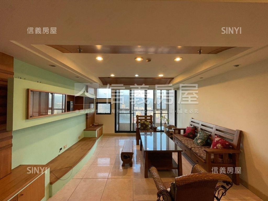 景星慶雲●高樓絕景日月光房屋室內格局與周邊環境