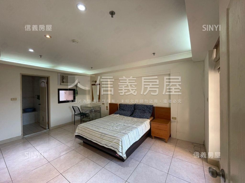 景星慶雲●高樓絕景日月光房屋室內格局與周邊環境