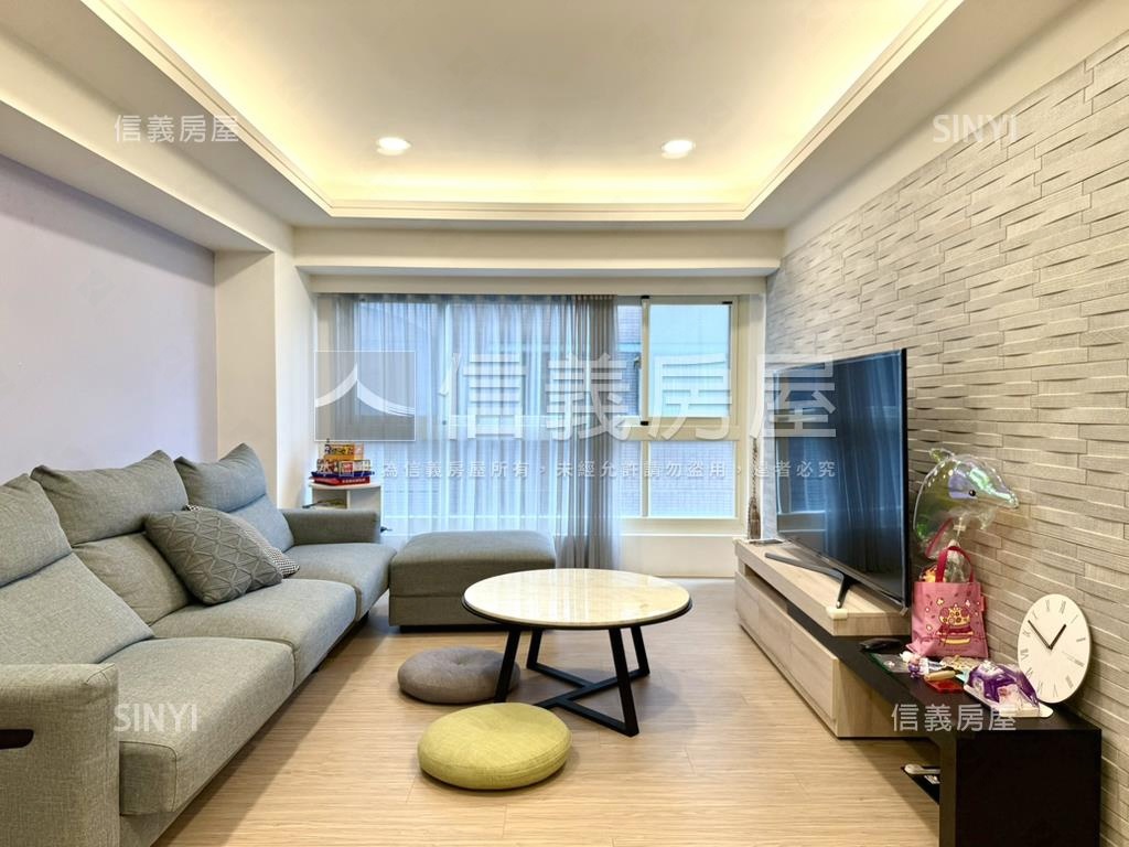 凱旋臻品典雅三房車位房屋室內格局與周邊環境