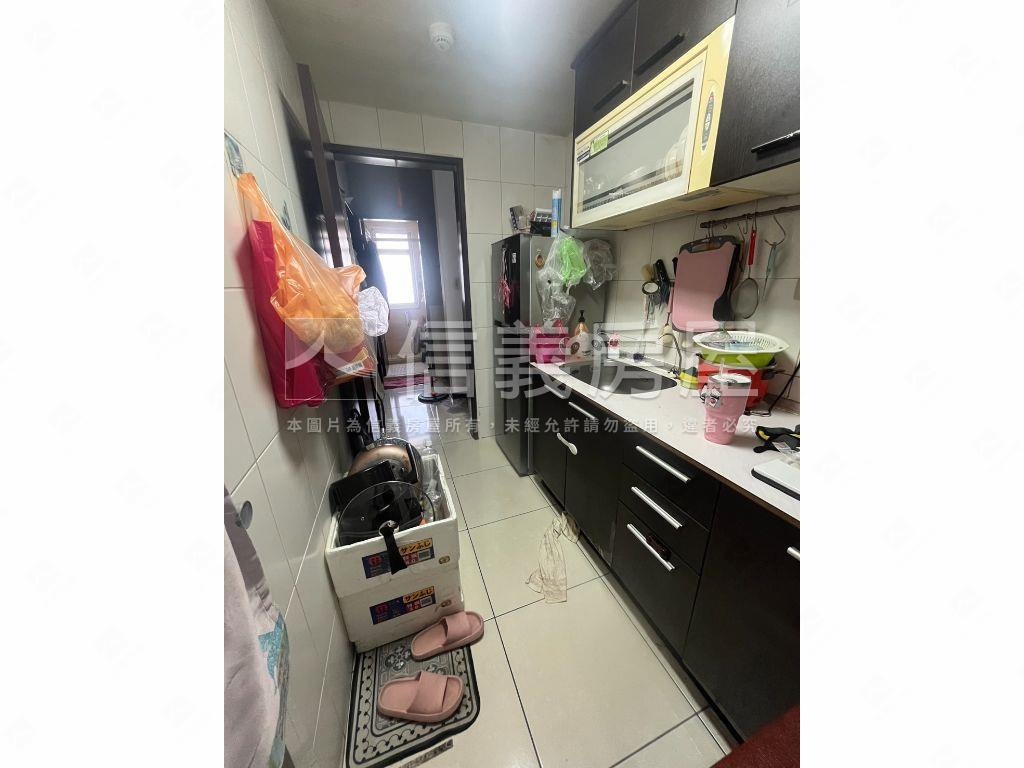 小資成家美兩房房屋室內格局與周邊環境