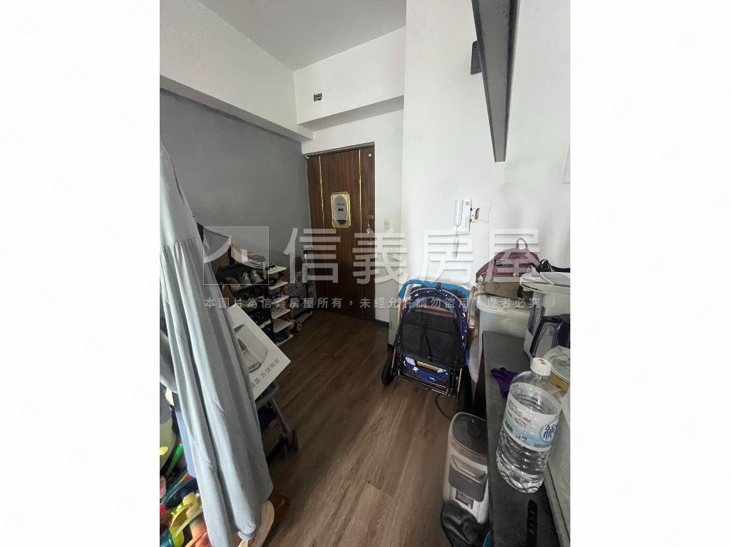 小資成家美兩房房屋室內格局與周邊環境