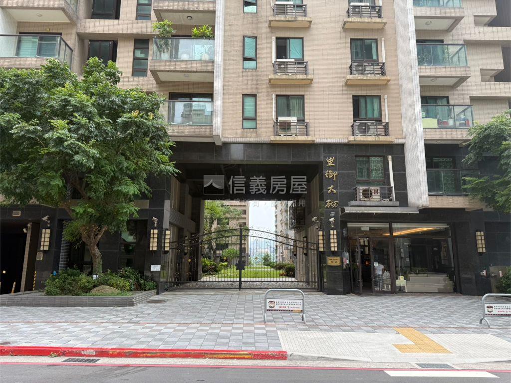 里御庭院大戶房屋室內格局與周邊環境