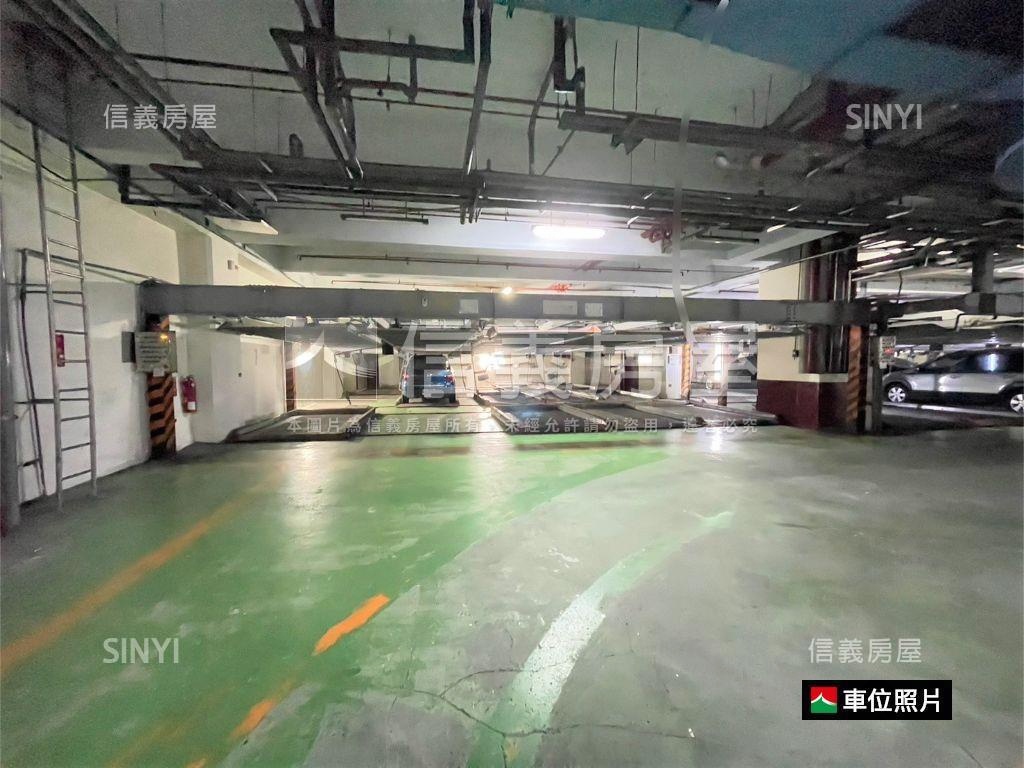 成功路商辦地下三樓停車場房屋室內格局與周邊環境