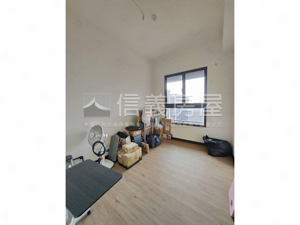 聚佳大砌高樓三房平車房屋室內格局與周邊環境