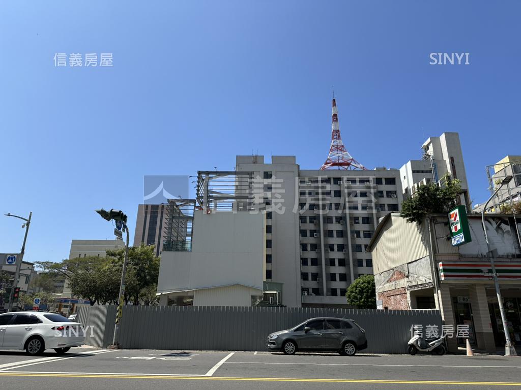 中正四路商二面寬土地店面房屋室內格局與周邊環境