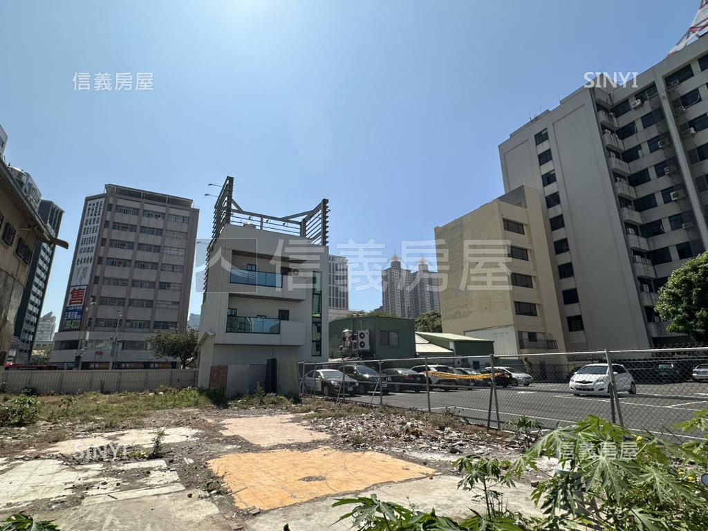 中正四路商二面寬土地店面房屋室內格局與周邊環境