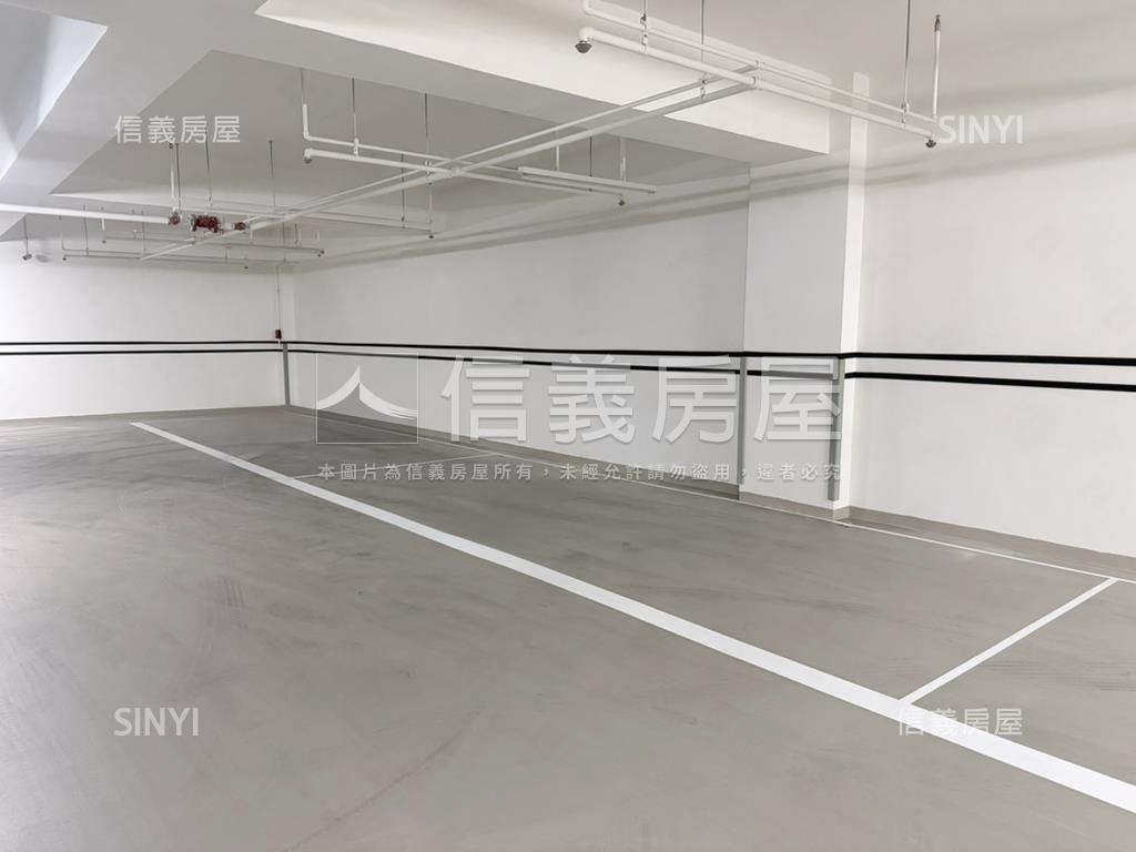 裕翔研山三房雙平車房屋室內格局與周邊環境