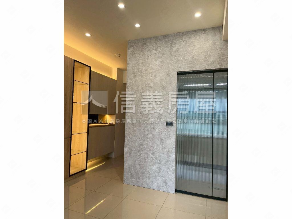 看山⛰️景觀三房平車房屋室內格局與周邊環境