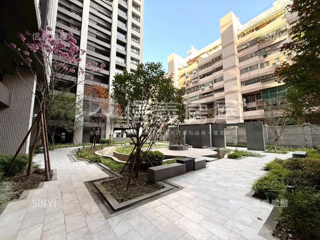 高樓視野戶️三房平車房屋室內格局與周邊環境