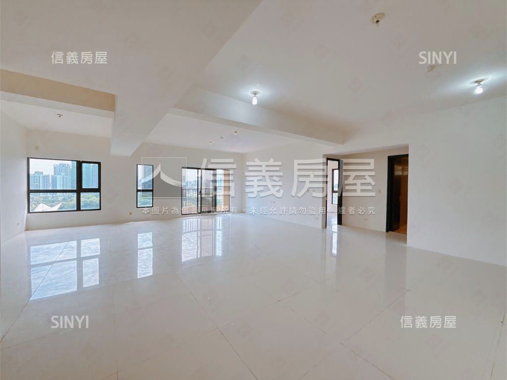 愛河景觀️四房六平車房屋室內格局與周邊環境