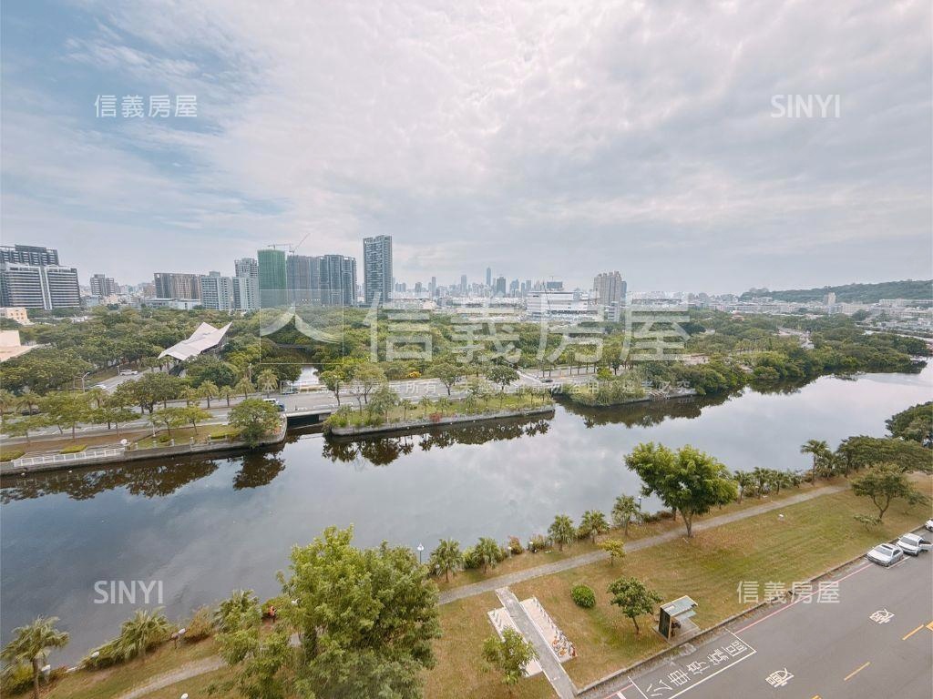 愛河景觀️四房六平車房屋室內格局與周邊環境