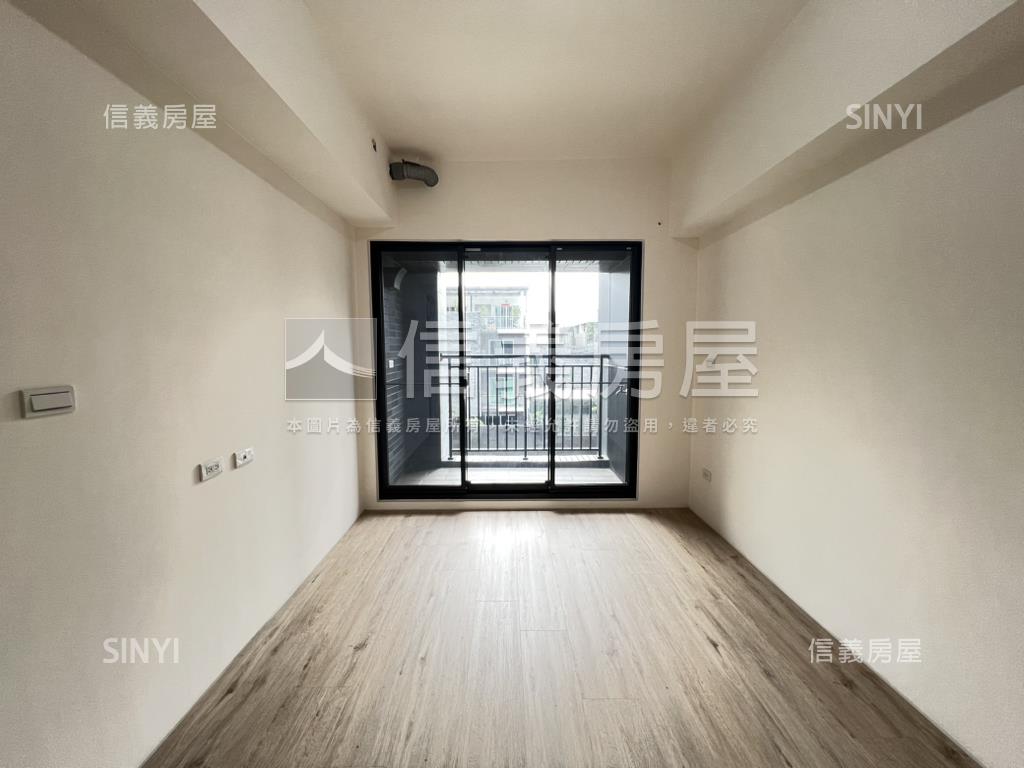 順世代。優質三房平車房屋室內格局與周邊環境