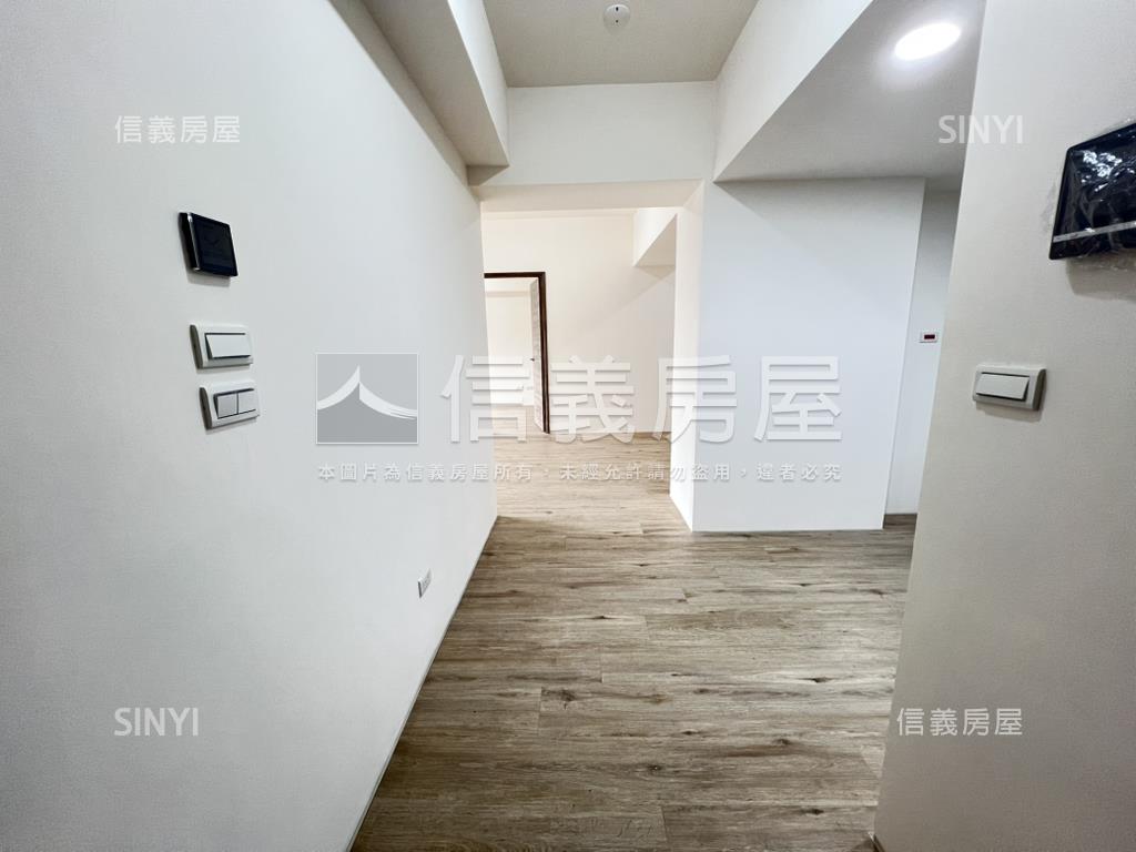 順世代。優質三房平車房屋室內格局與周邊環境