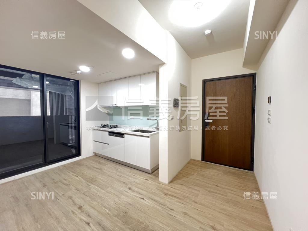 順世代。優質三房平車房屋室內格局與周邊環境