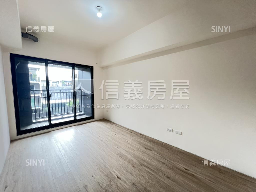 順世代。優質三房平車房屋室內格局與周邊環境