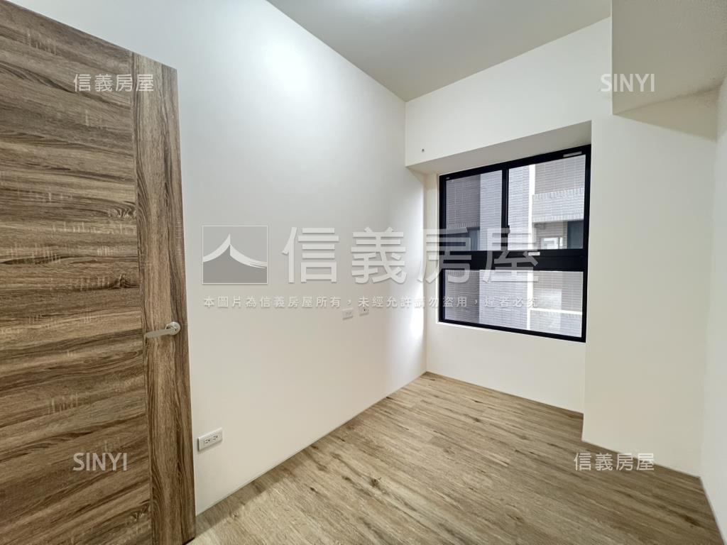 順世代。優質三房平車房屋室內格局與周邊環境