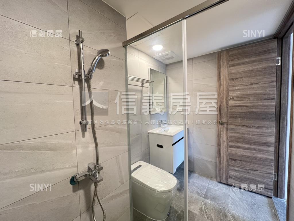 順世代。優質三房平車房屋室內格局與周邊環境