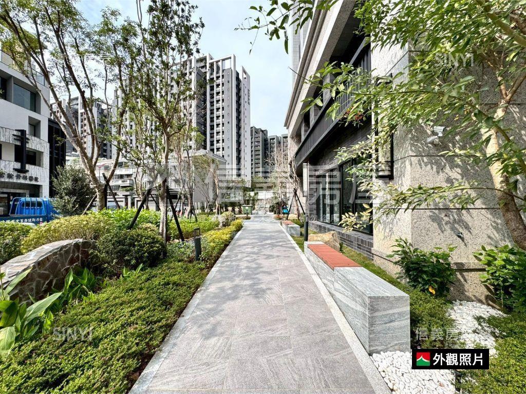 順世代。優質三房平車房屋室內格局與周邊環境