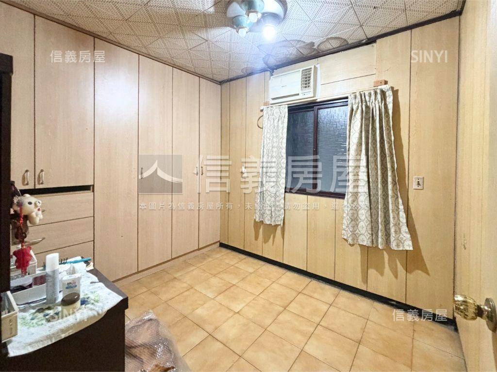 南雅西路邊間低樓層３＋４房屋室內格局與周邊環境