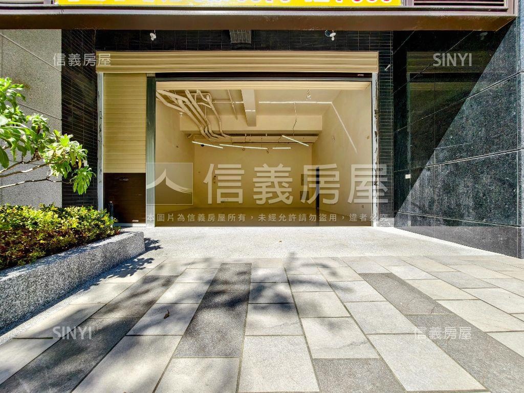 八擴全新的近未來捷運店面房屋室內格局與周邊環境