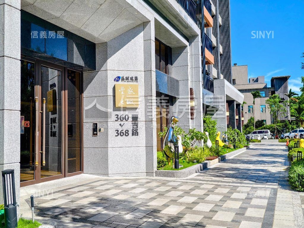 八擴全新的近未來捷運店面房屋室內格局與周邊環境