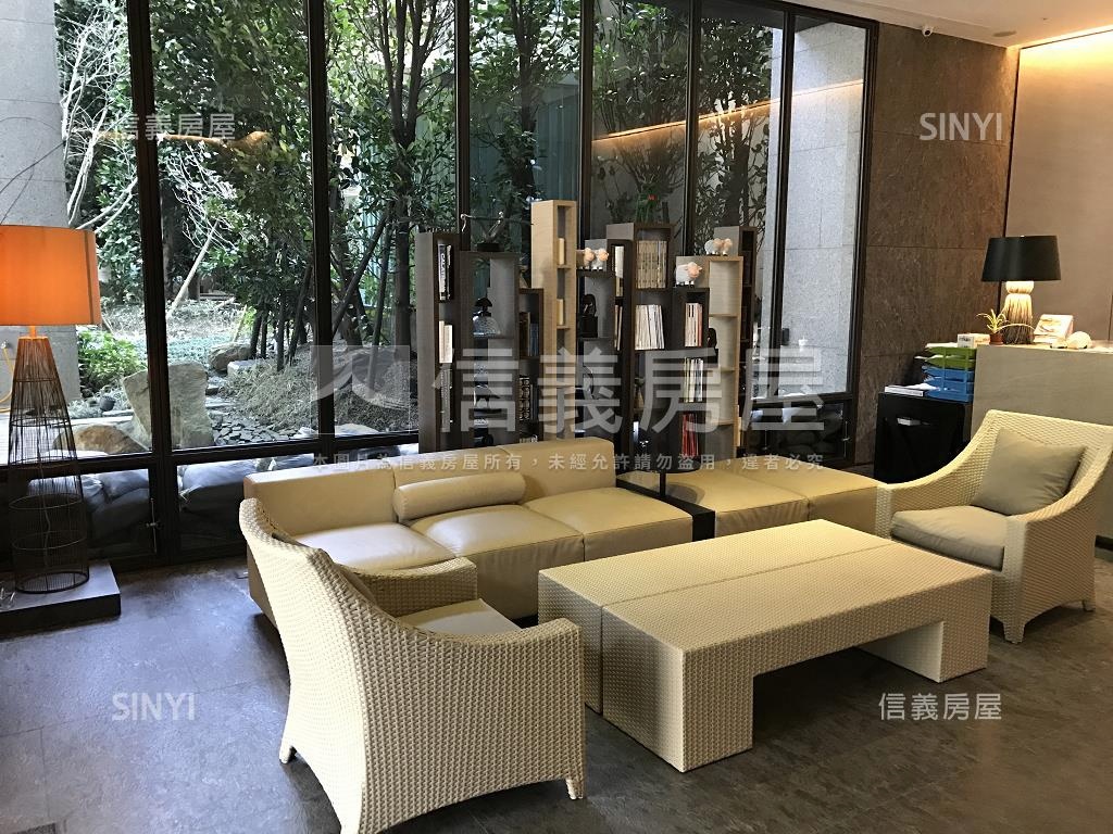 稀有翔譽之心邊間三房房屋室內格局與周邊環境