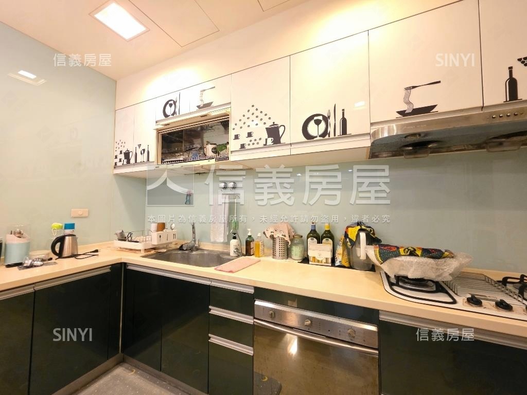 專任睿海４＋１房雙車位房屋室內格局與周邊環境