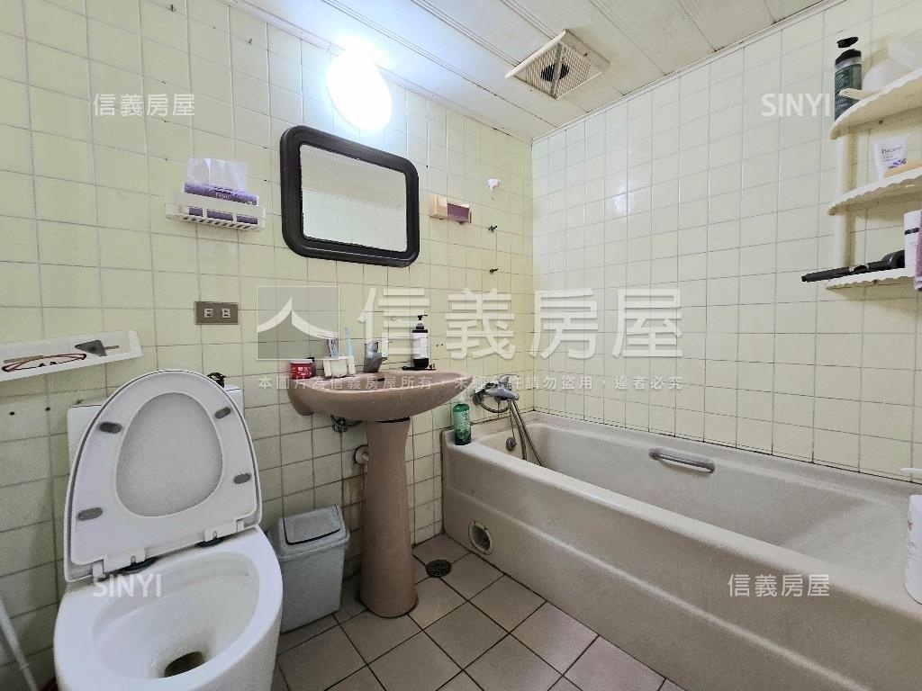 近台中教育大學三房高樓層房屋室內格局與周邊環境