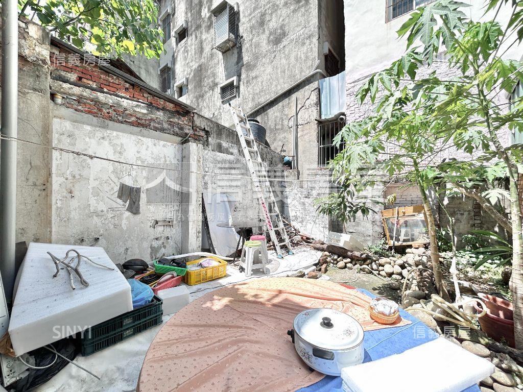 急售臺灣大道店面房屋室內格局與周邊環境