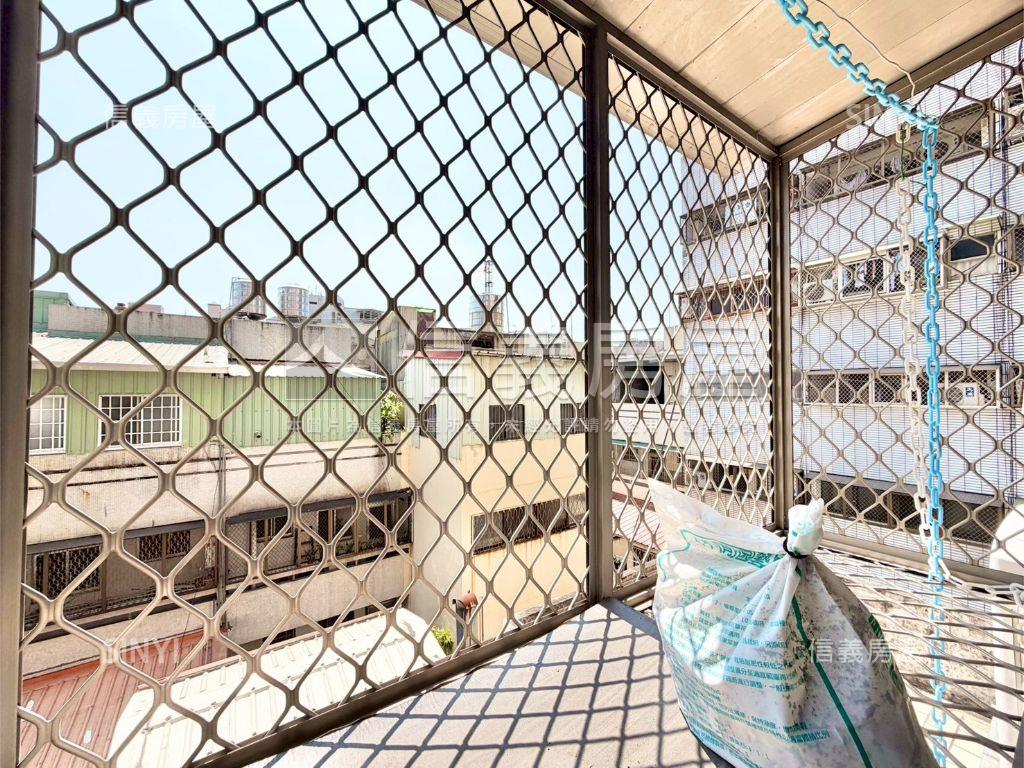 近中國醫低總價有陽台套房房屋室內格局與周邊環境