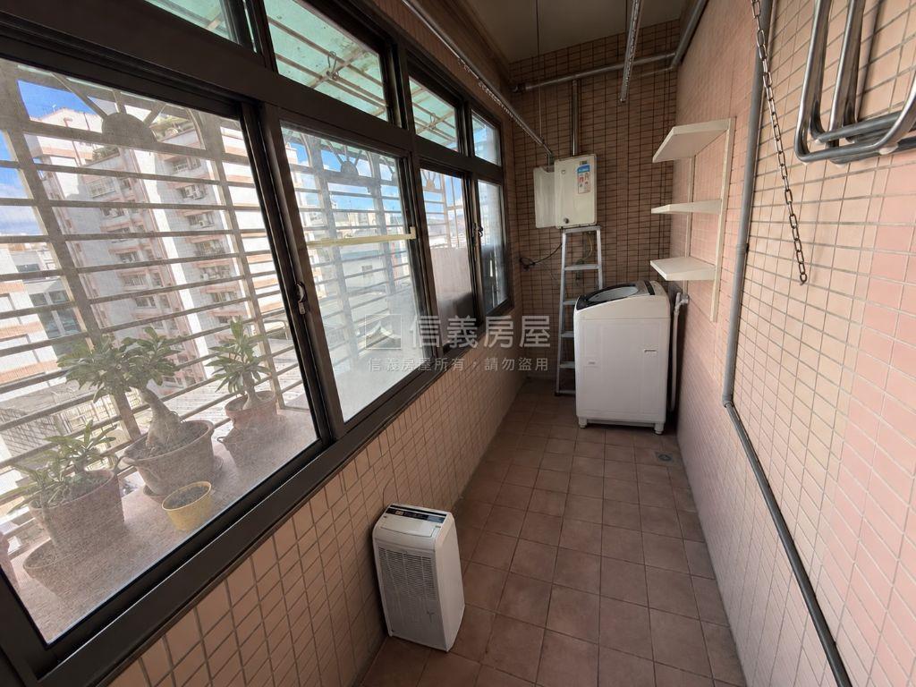 東湖麗池★兩房雙衛房屋室內格局與周邊環境