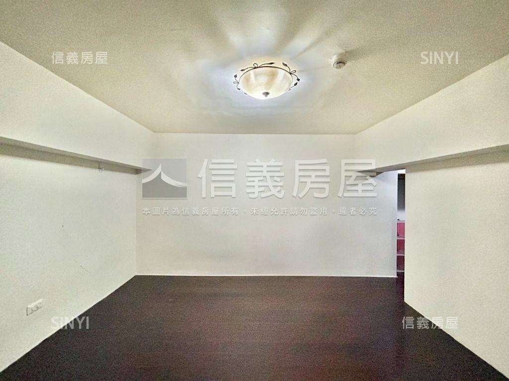 家樂福生活圈小資族首選房屋室內格局與周邊環境