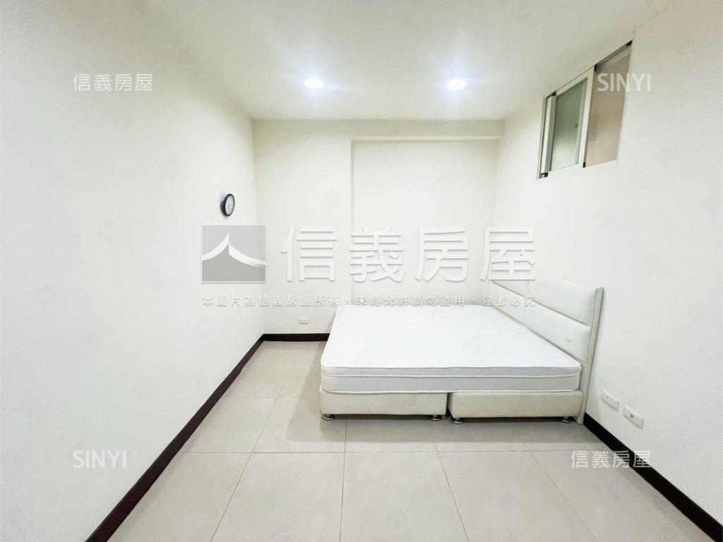 中正商圈低總成家２樓房屋室內格局與周邊環境
