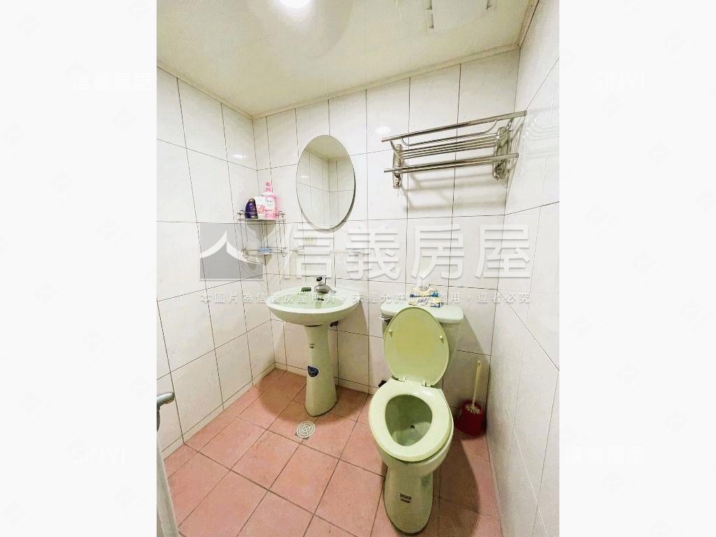 近樹孝商圈好入手店住房屋室內格局與周邊環境