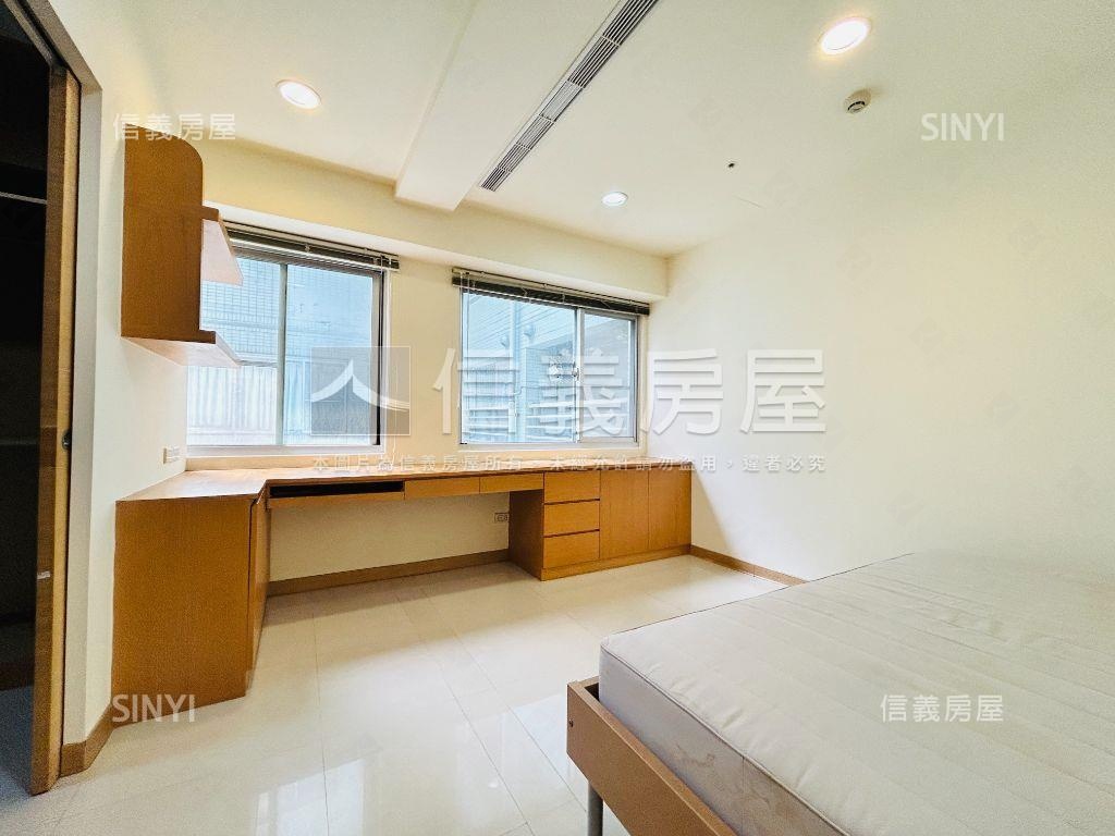 海揚珍藏遼闊綠景‧大屯山房屋室內格局與周邊環境
