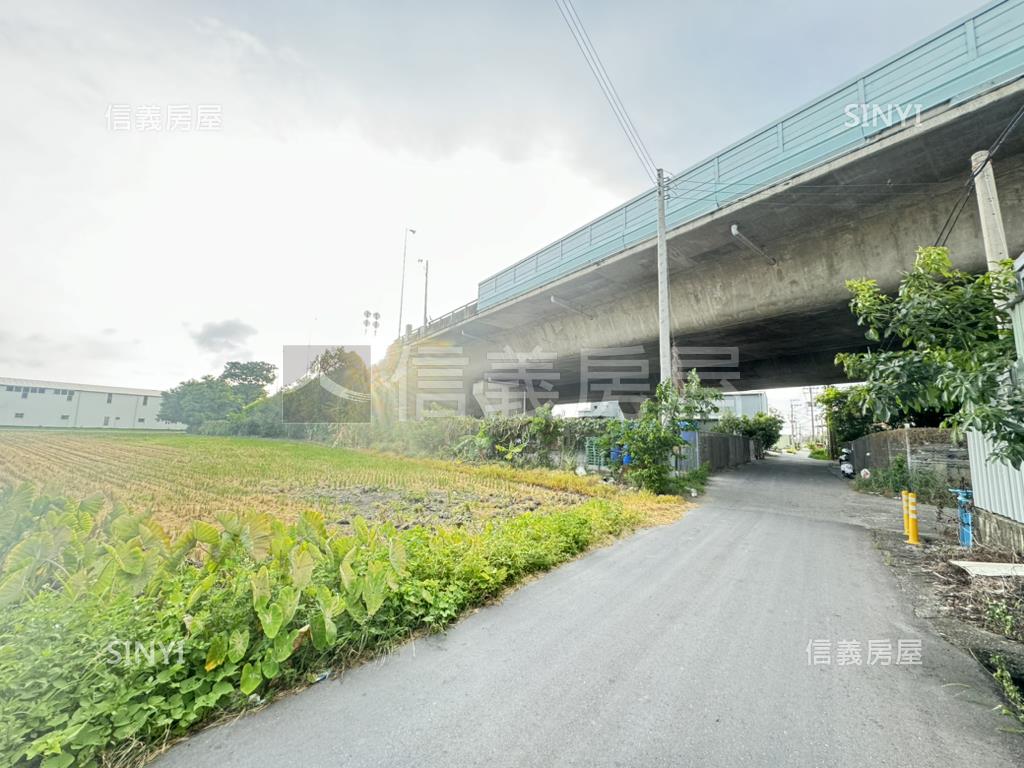 烏日近高速公路臨路土地房屋室內格局與周邊環境