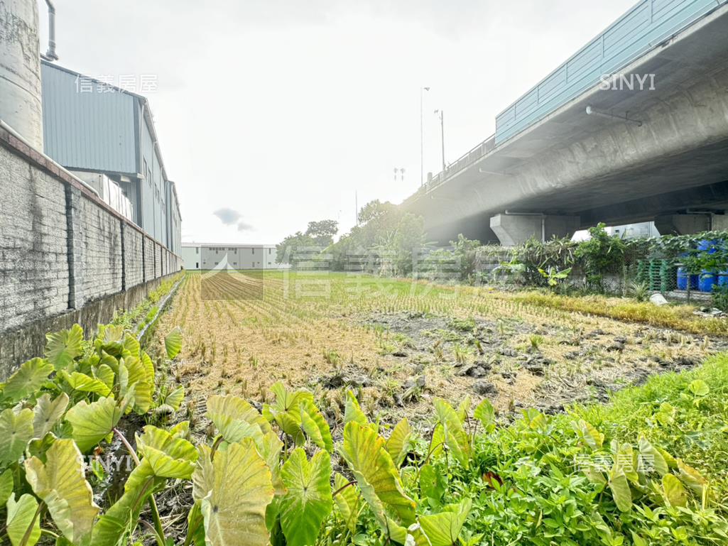 烏日近高速公路臨路土地房屋室內格局與周邊環境