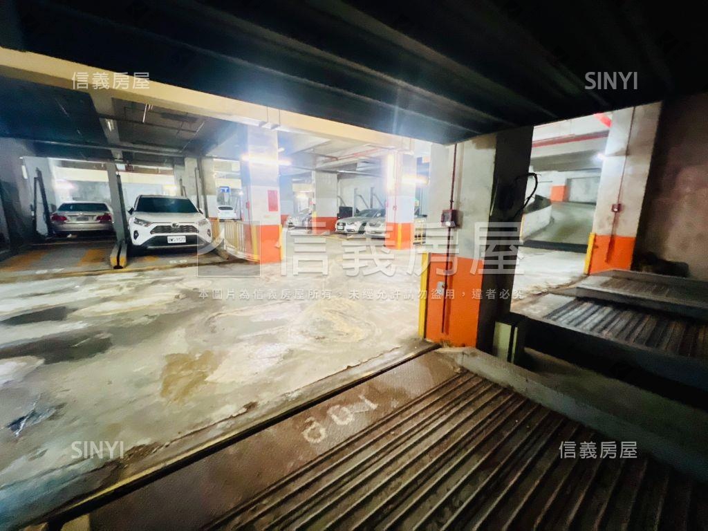 ✿花園新廈坡機休旅車位✿房屋室內格局與周邊環境