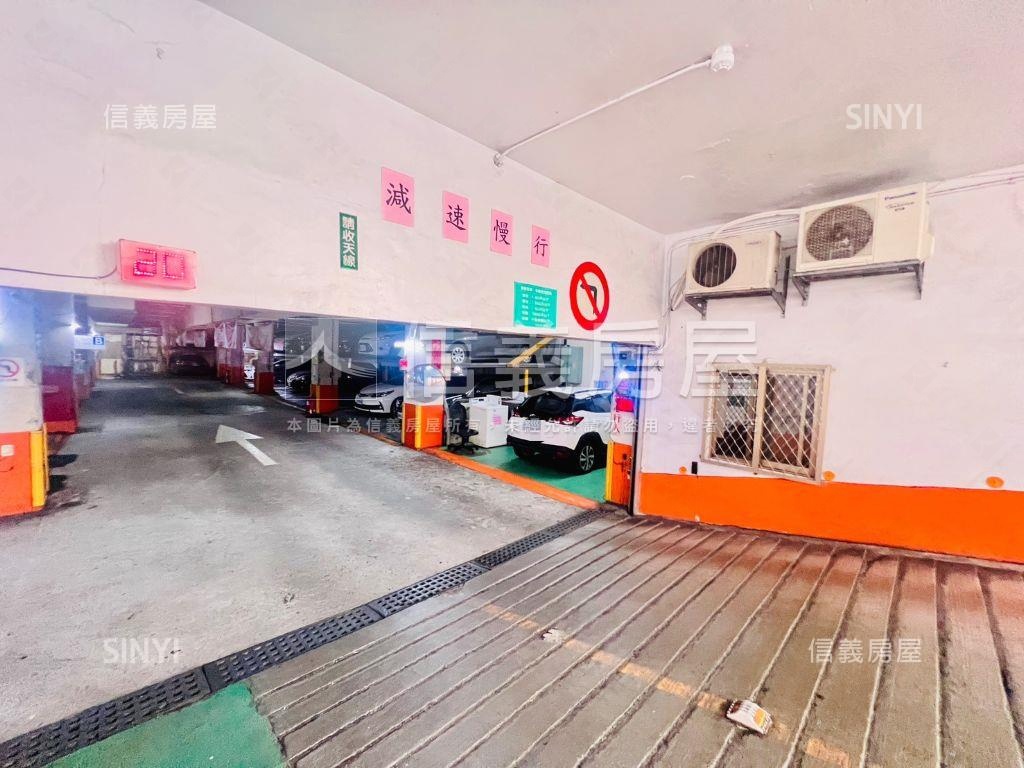 ✿花園新廈坡機休旅車位✿房屋室內格局與周邊環境