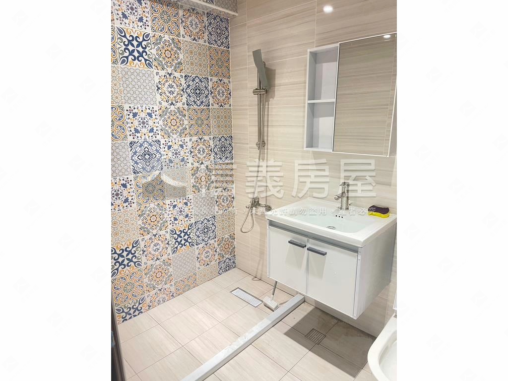 新店大三房美寓首選房屋室內格局與周邊環境