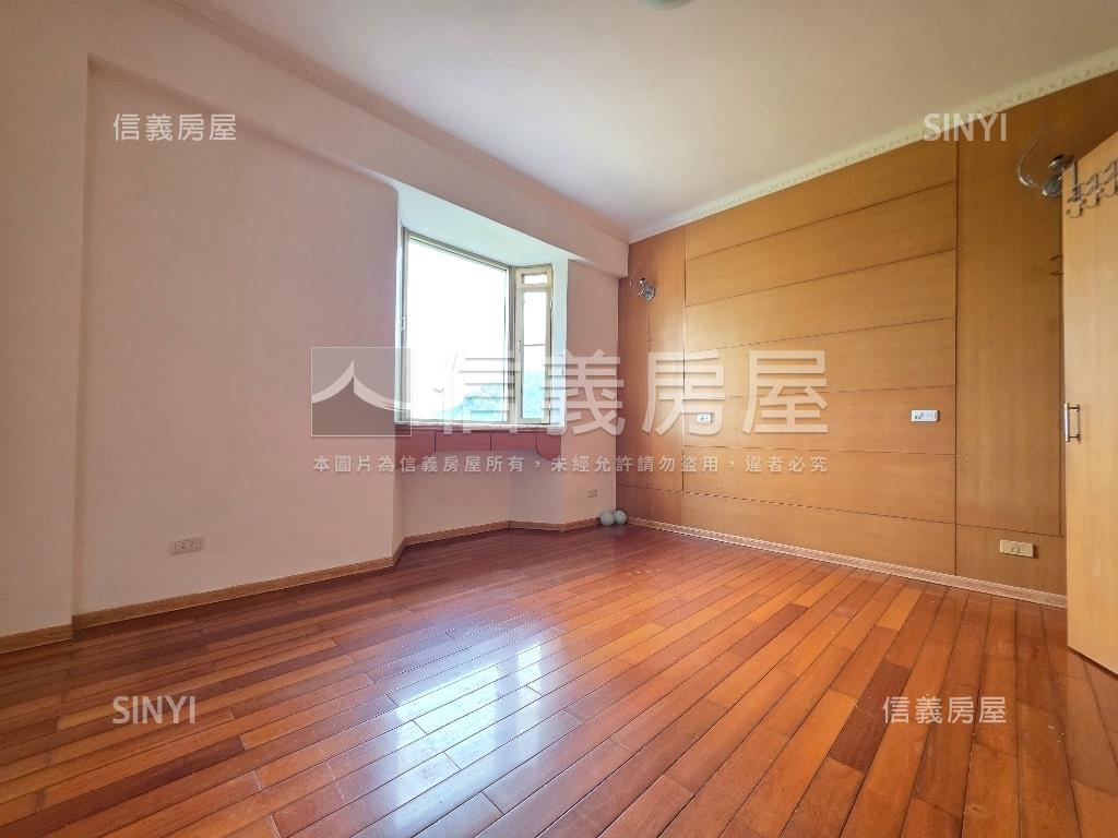 石上清泉稀有電梯二樓房屋室內格局與周邊環境