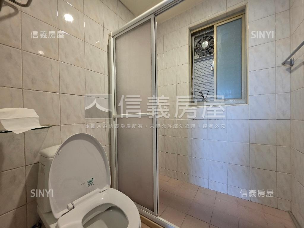 石上清泉稀有電梯二樓房屋室內格局與周邊環境