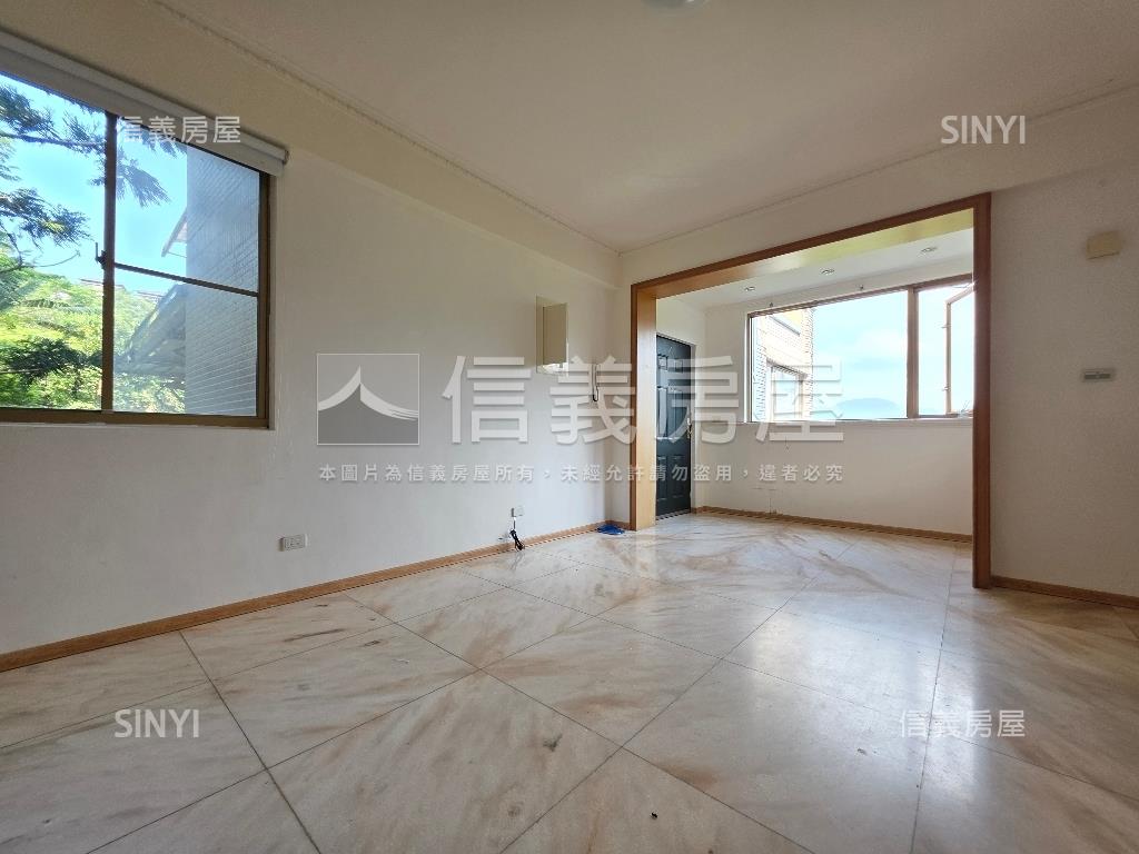 石上清泉稀有電梯二樓房屋室內格局與周邊環境