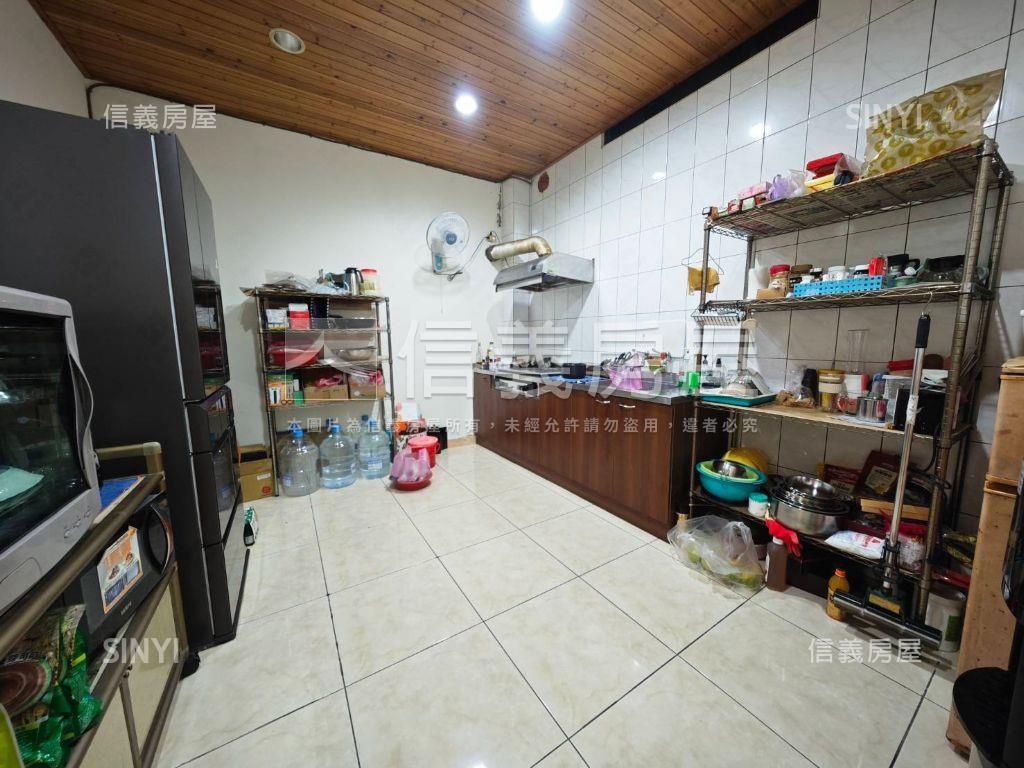 仁德屋況好透天房屋室內格局與周邊環境