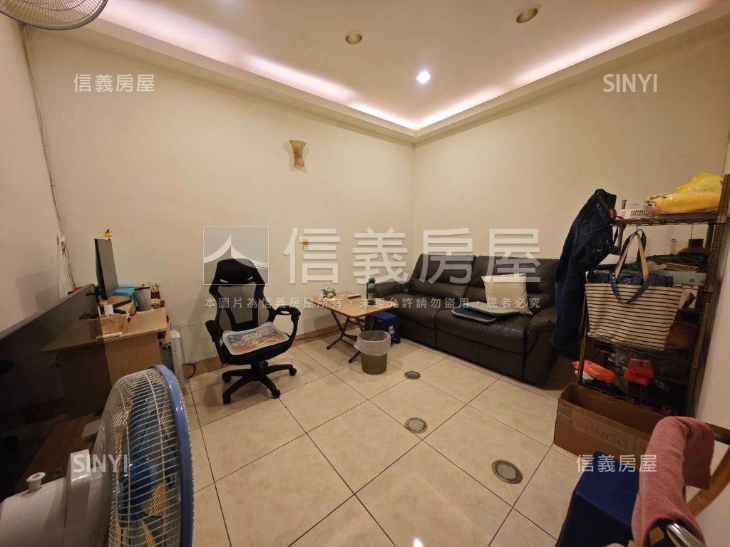 仁德屋況好透天房屋室內格局與周邊環境