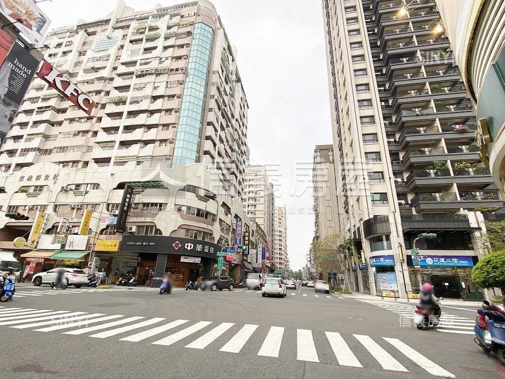 ⭐保時捷⭐三房平車房屋室內格局與周邊環境