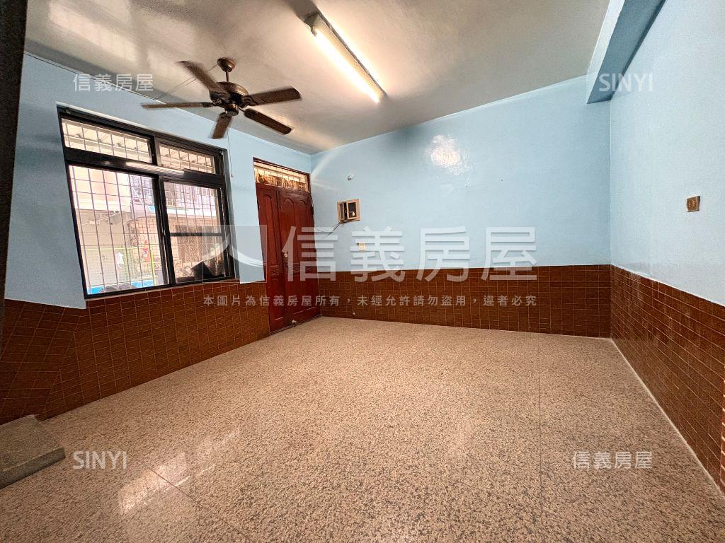 近利南市場前後臨路透天！房屋室內格局與周邊環境
