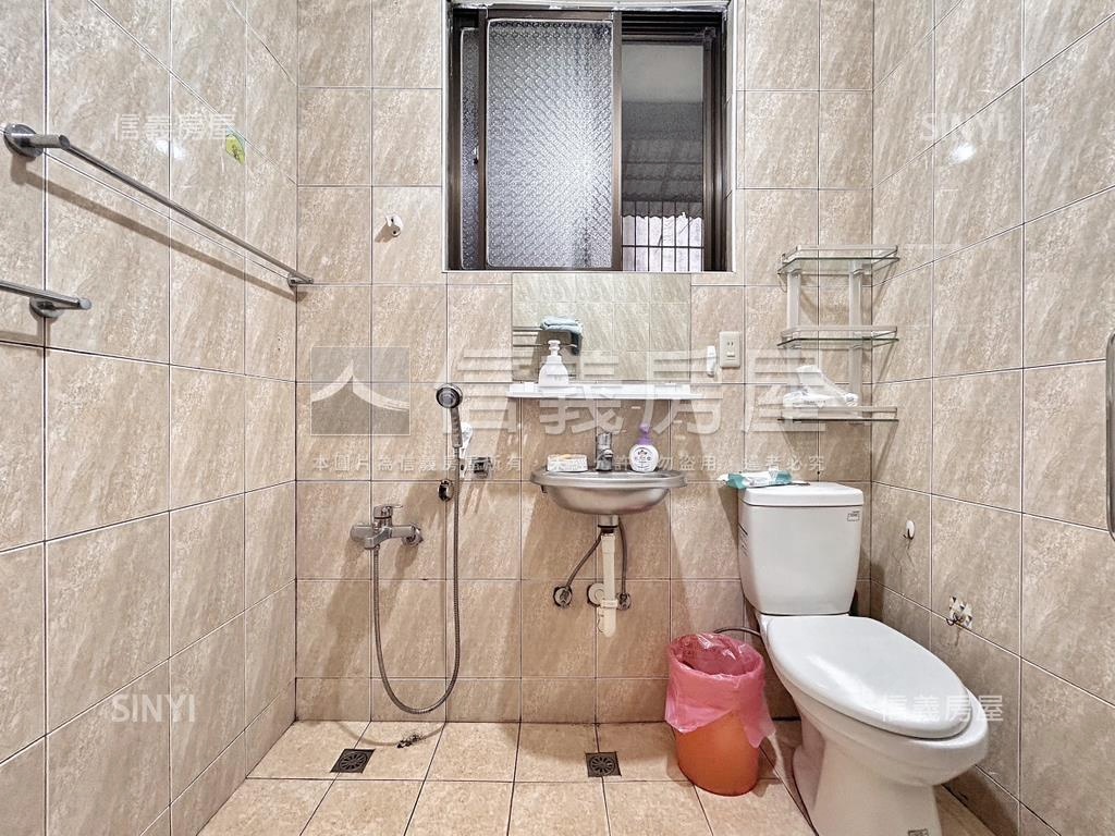 民義公寓三房房屋室內格局與周邊環境